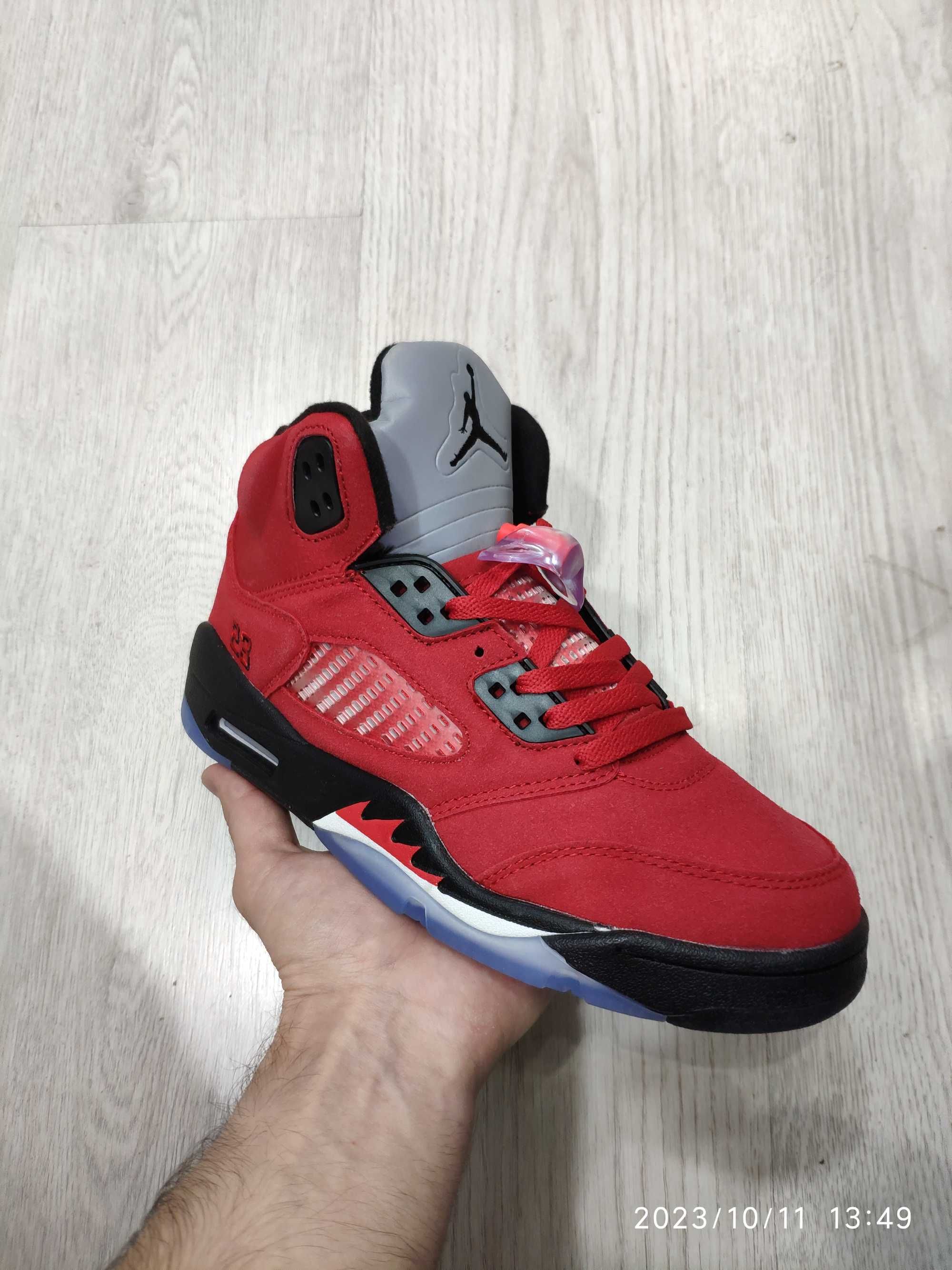 AIR JORDAN V - Привезли из ЕВРОПЫ размеры от 40 до 46.