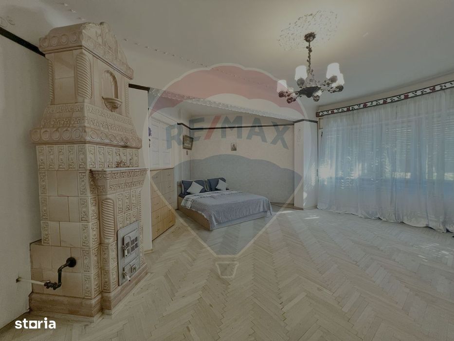 Apartament interbelic cu autenticitate, Avrig 18