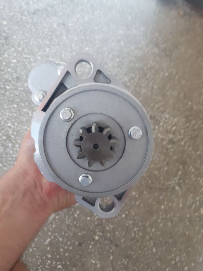 Electromotor nou pentru stivuitor Doosan cu motor Yanmar
