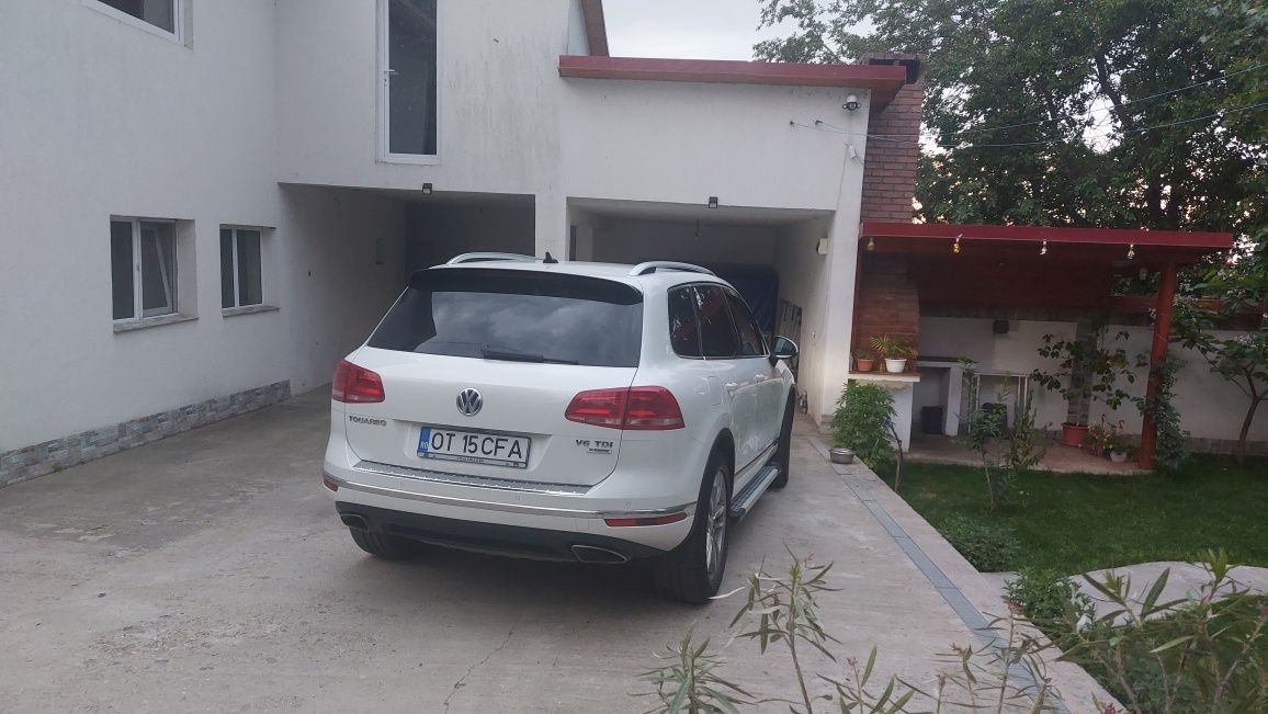 Vând Volkswagen Touareg TVA deductibil