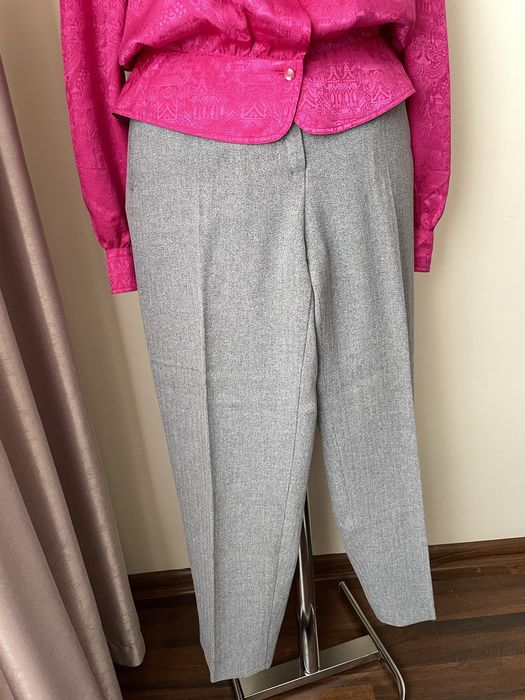 Pantoni gri la dunga, 40