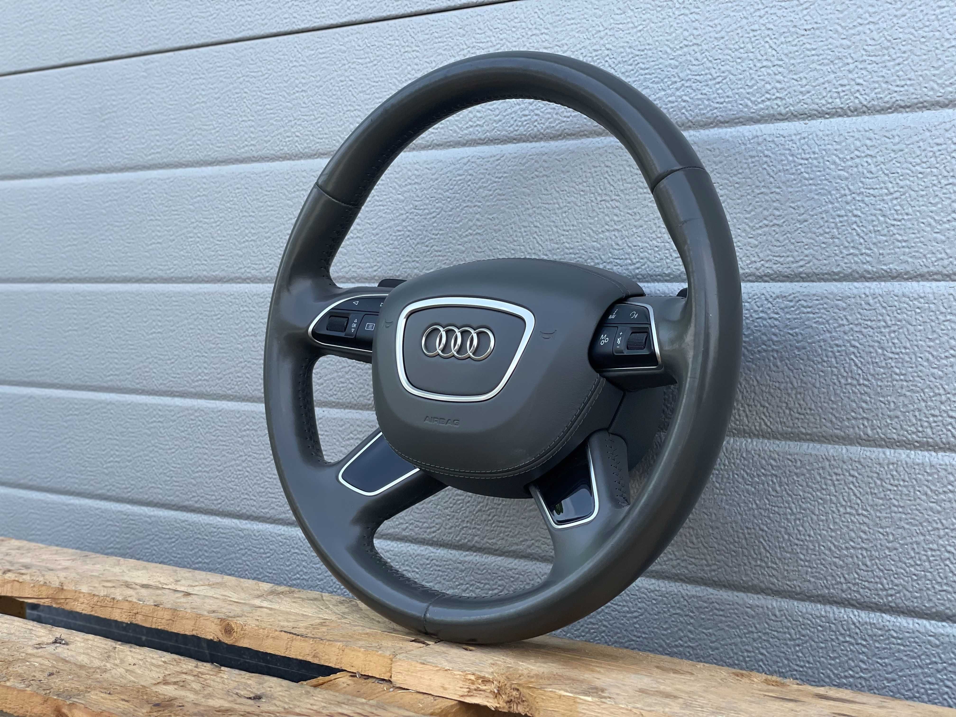 Волан с Airbag AUDI A8