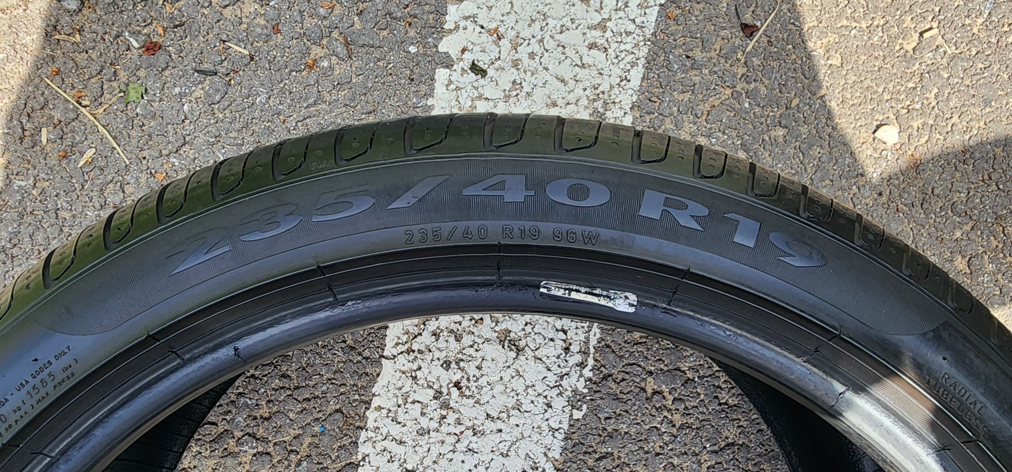 Anvelope Pirelli 235 40 19 vara