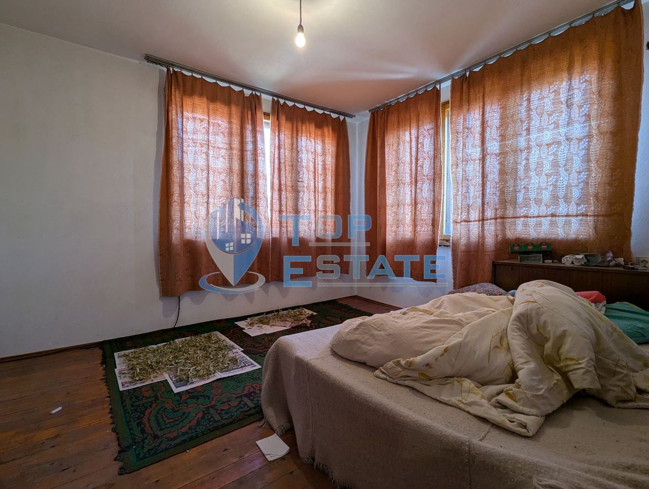 Продава се Къща в с. Яворец, Област Габрово - 160 кв.м за 448 €/кв.м - Снимка #8