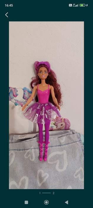 Jucării Barbie  in stare foarte bună