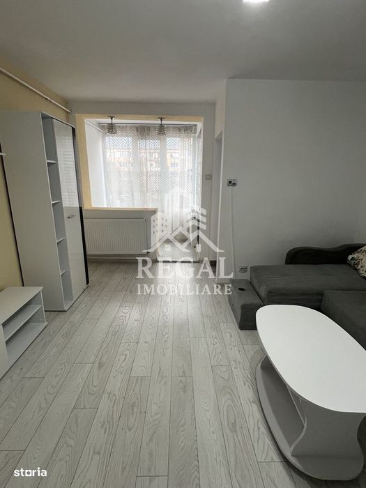 Garsonieră de închiriat – G2, vizavi de Sanitas, etaj 2