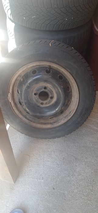 Roată  completă cu cauciuc  185 /65 ×15