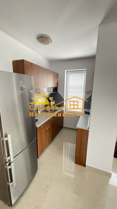 Продажба 4-стаен гр. Бургас - Сарафово 250m²