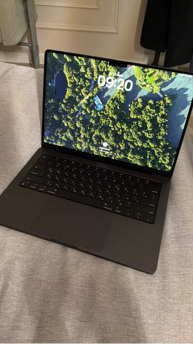 Macbook Pro 14 M3 Pro, 18gb озу, 512gb. 10 циклов, 100%