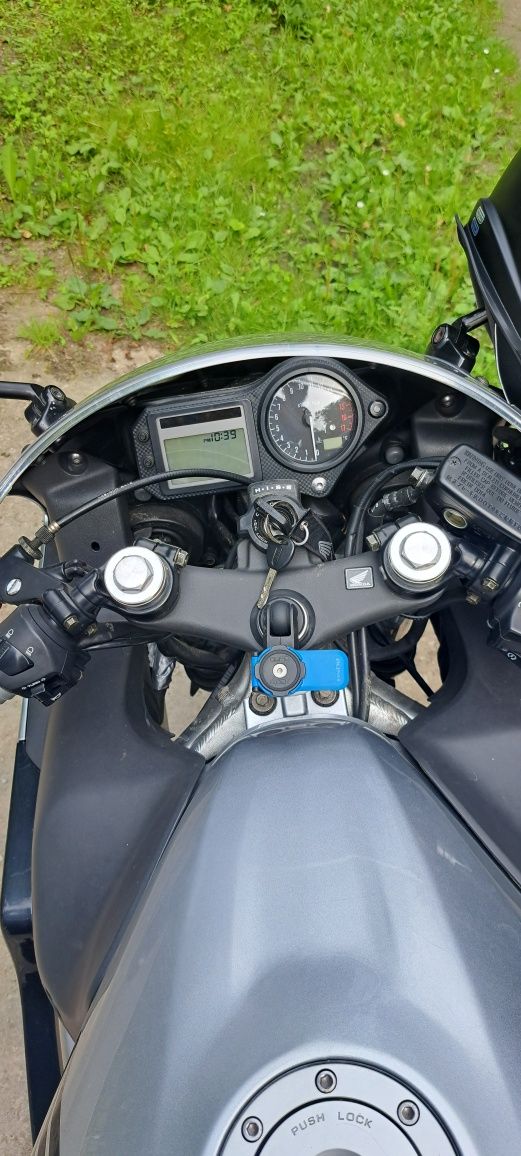 Motocicleta Honda CBR F4i 600