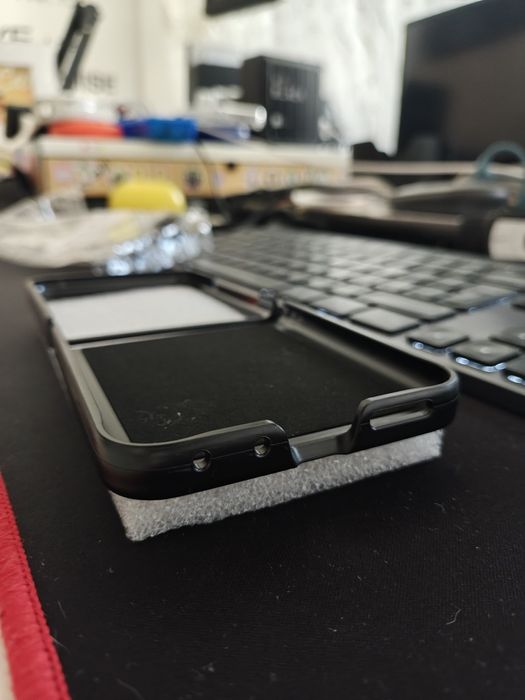 Carcasa telefon Motorola Razr 50 Ultra magsafe hard case shell magnet