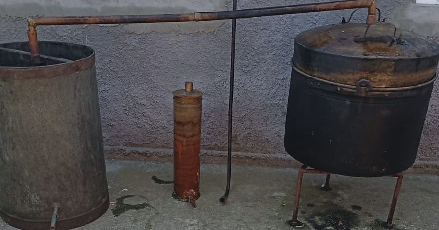 De vanzare Cazan din alamă – 9 vedre (≈110 litri) + accesorii