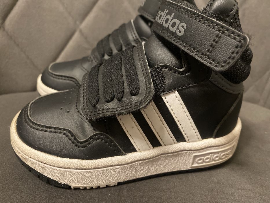 Детски боти Adidas