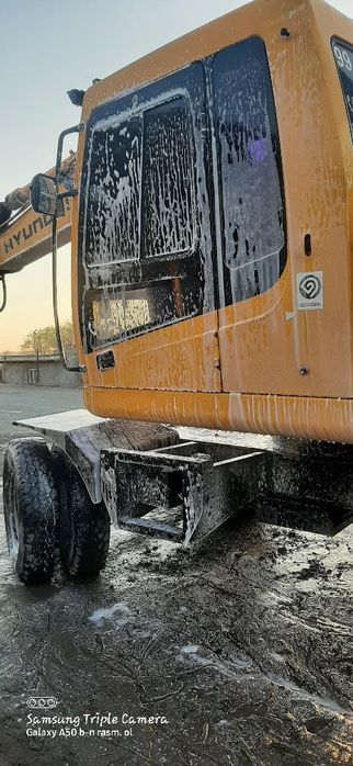 Xyundaiy 1400 sotiladi