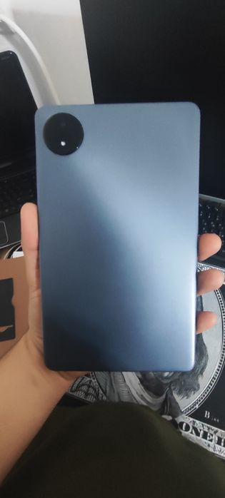 Продается планшет Redmi Pad SE  8.7
