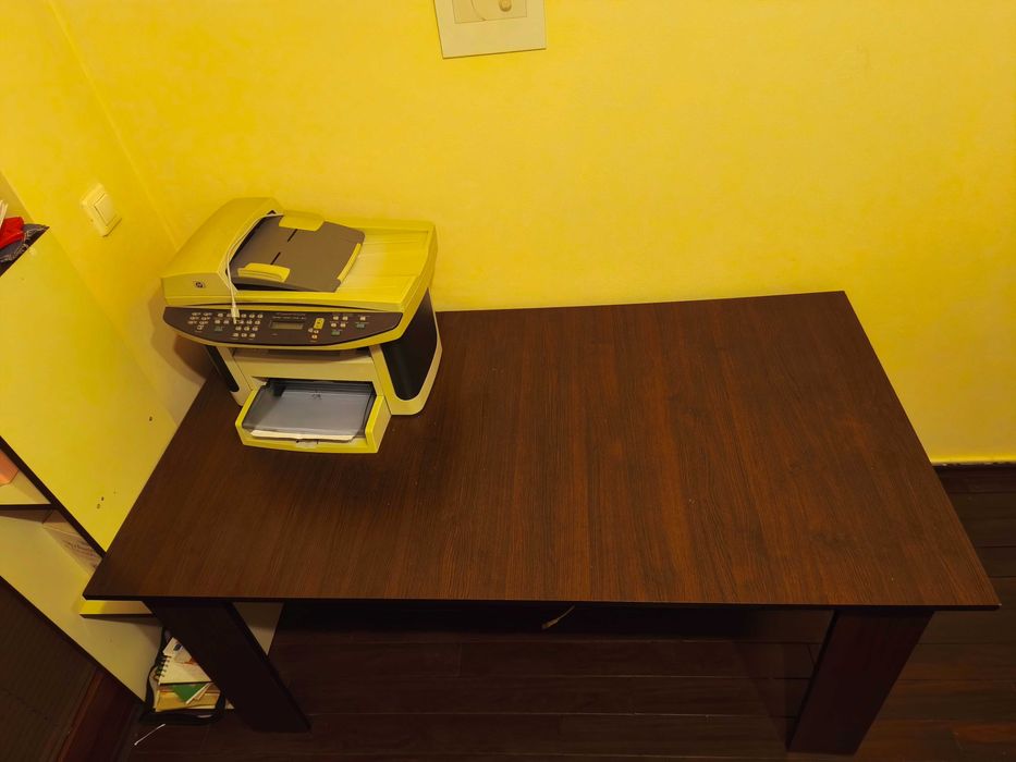 Маса / бюро 150×80×76 (д×ш×в)