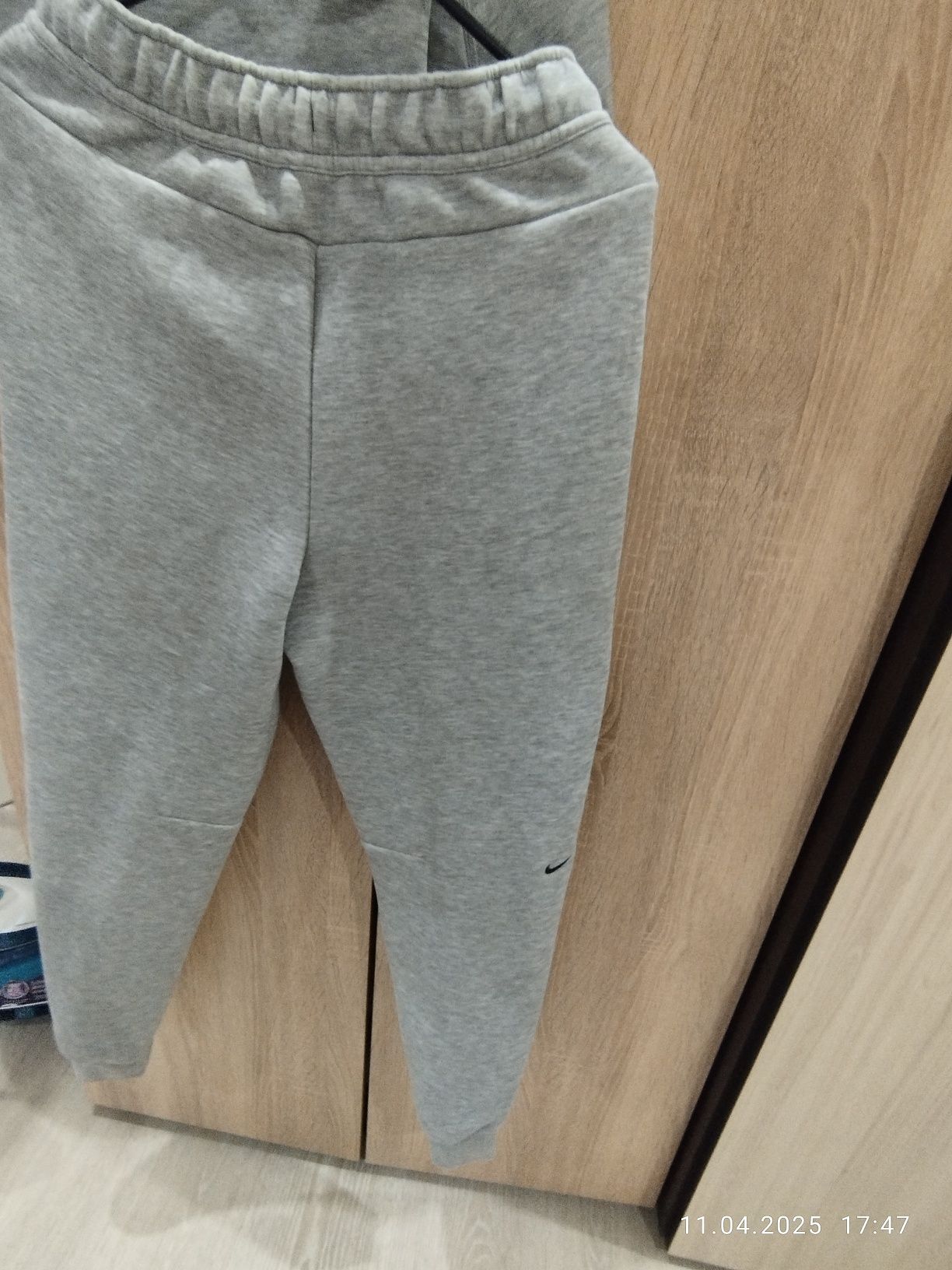 Оригинален екип Nike tech fleece