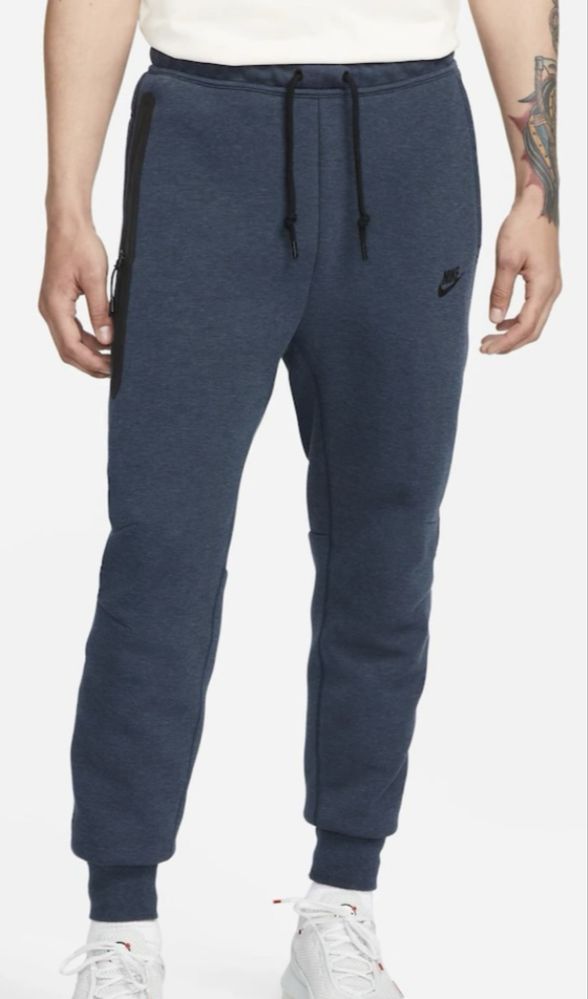 Set Nike hanorac + pantaloni NOI