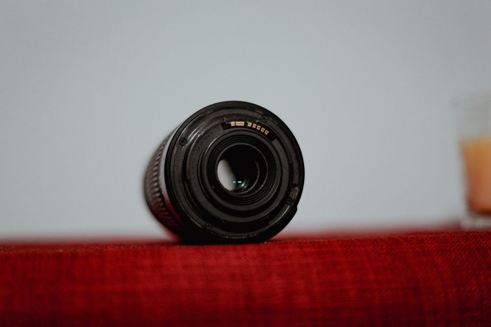 Obiectiv Canon EF-S 55-250mm f/4-5.6 IS II