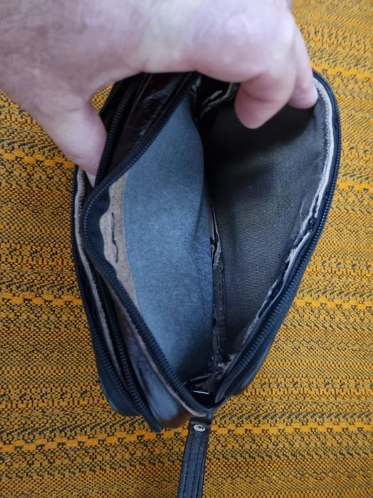 Vind borseta piele