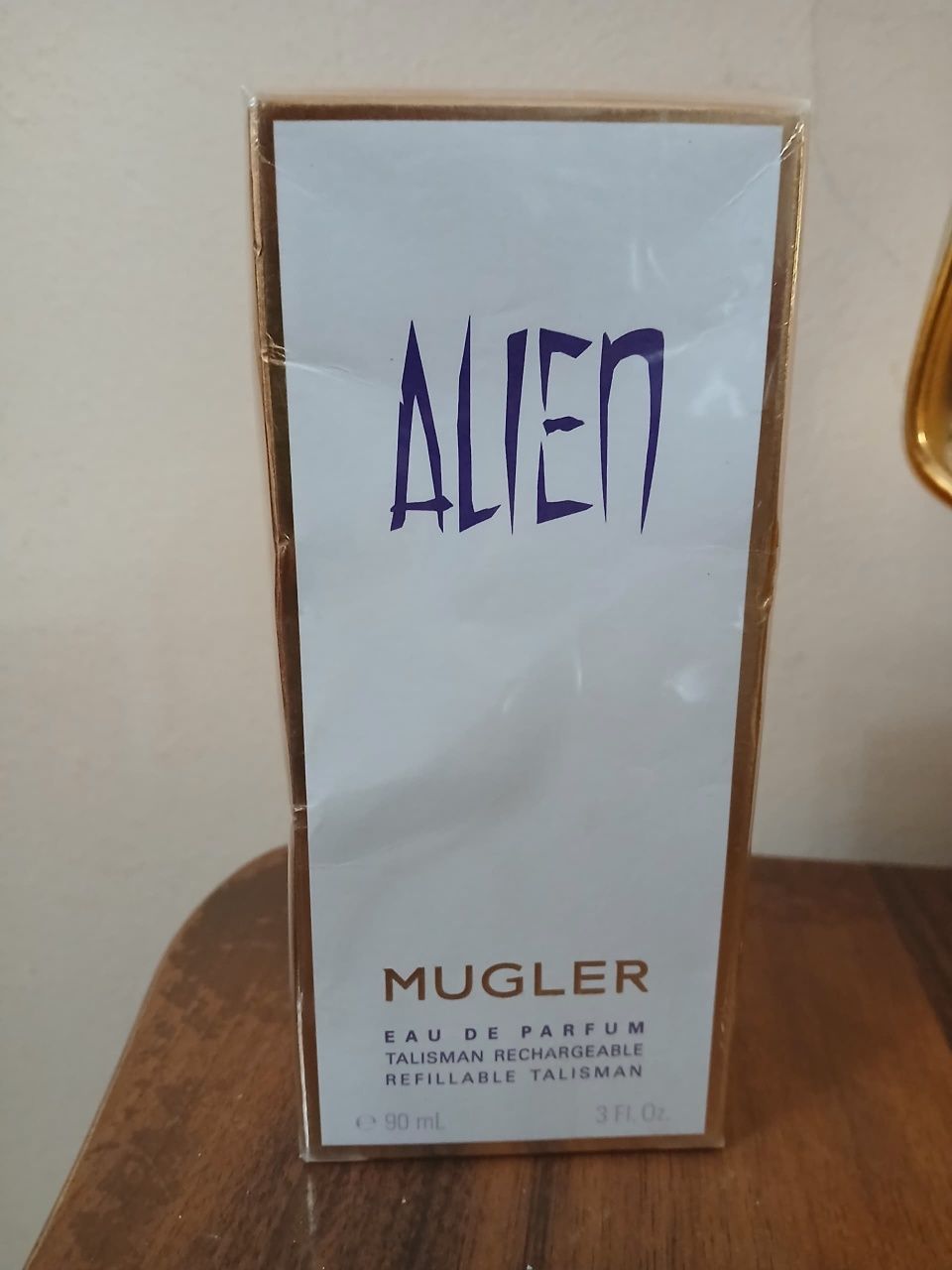 Продам парфюм Alien 90мл