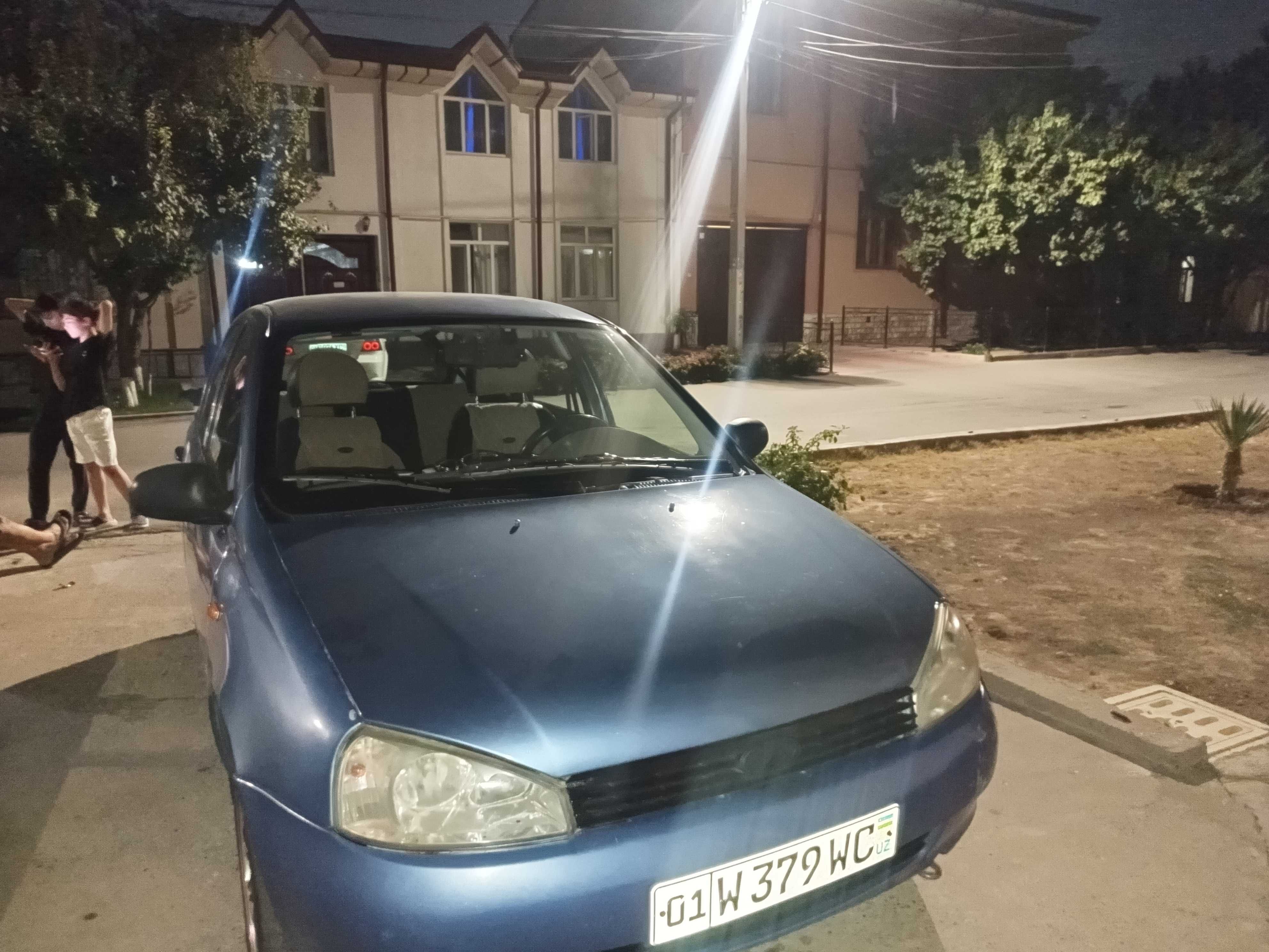 Lada Kalina  koʻk rang