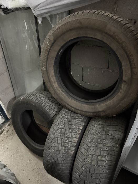 Зимние шины 285/60/R18T