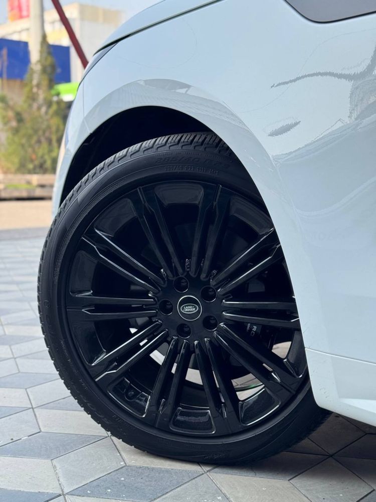Range Rover Sport P360 Autobigraphy