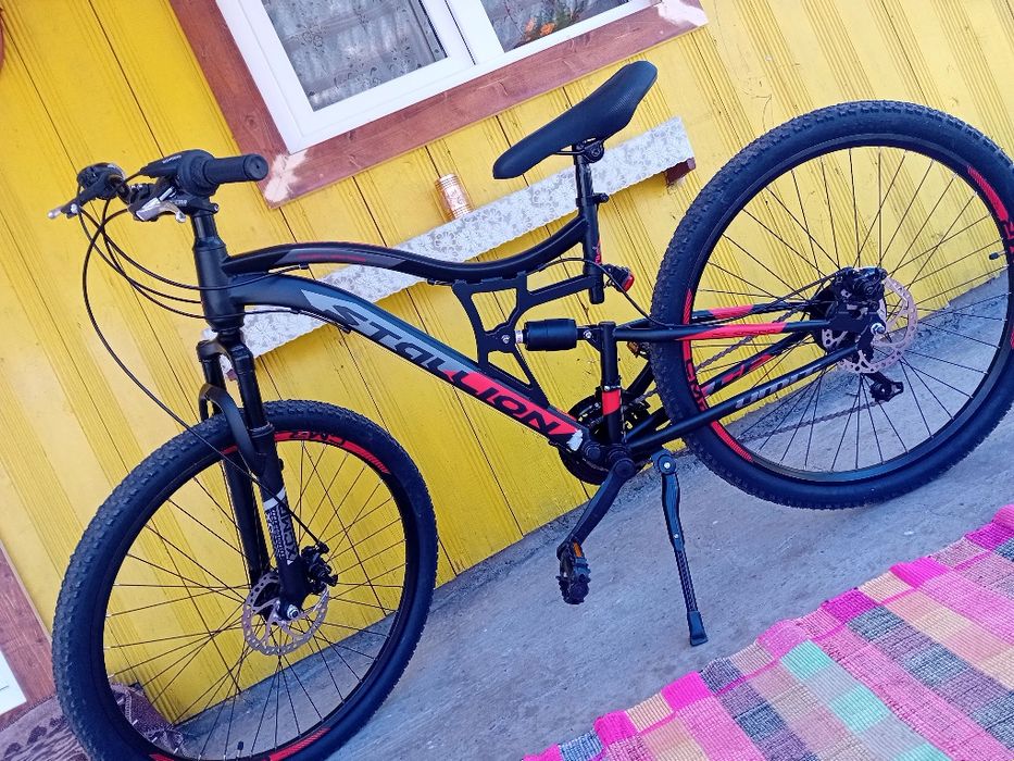 Bicigletă STALLION cu mici daune preț original 1600lei