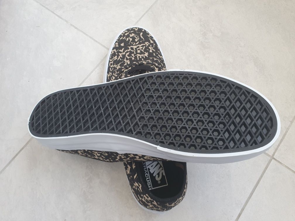 Кецове Vans DX  Off the Wall