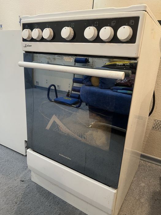 Продам электроплиту Kaiser