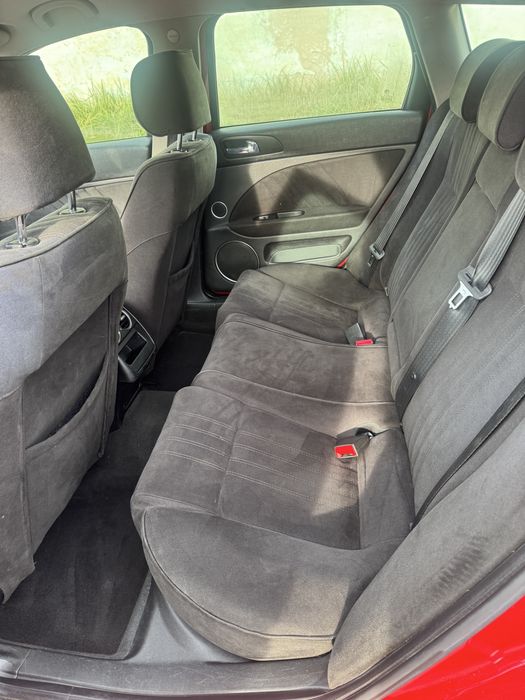 Alfa romeo 159, schimb cu autoturism/autotuilitara min6 loc + dif