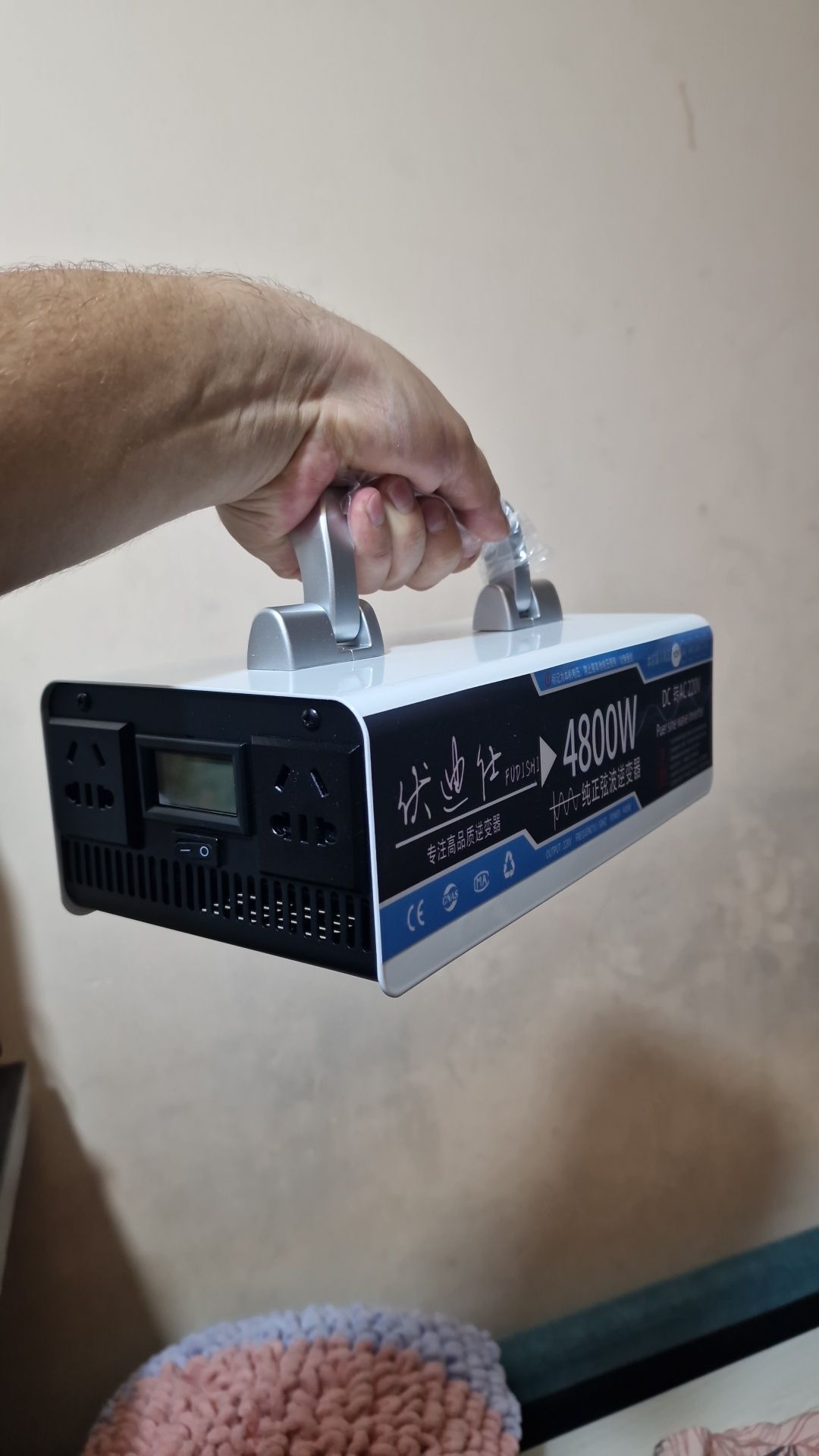 Инвертор 12v-220v 1400w 1.4 киловатт чистый синус преобразователь 220в