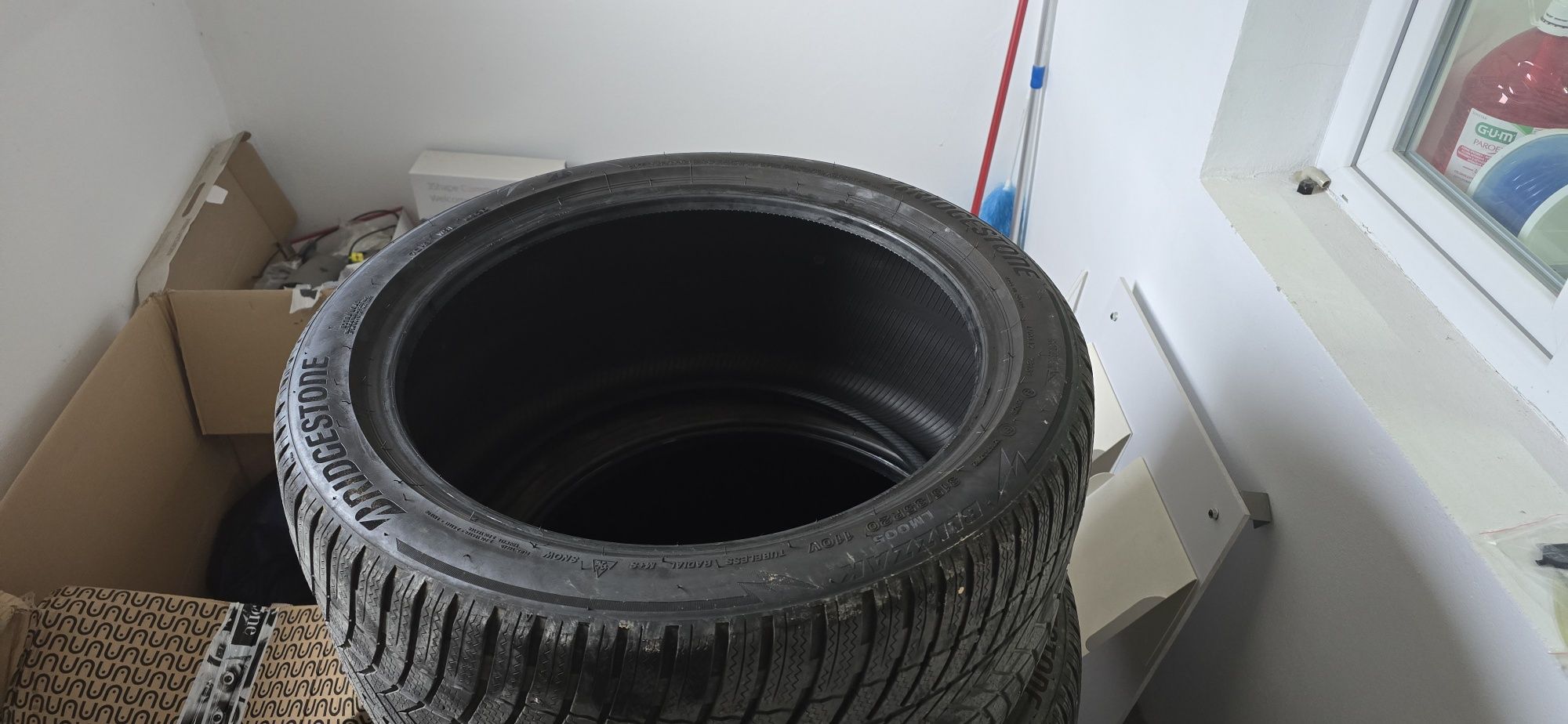 Anvelope bridgestone blizzak lm 005 315 35 r 20 iarna