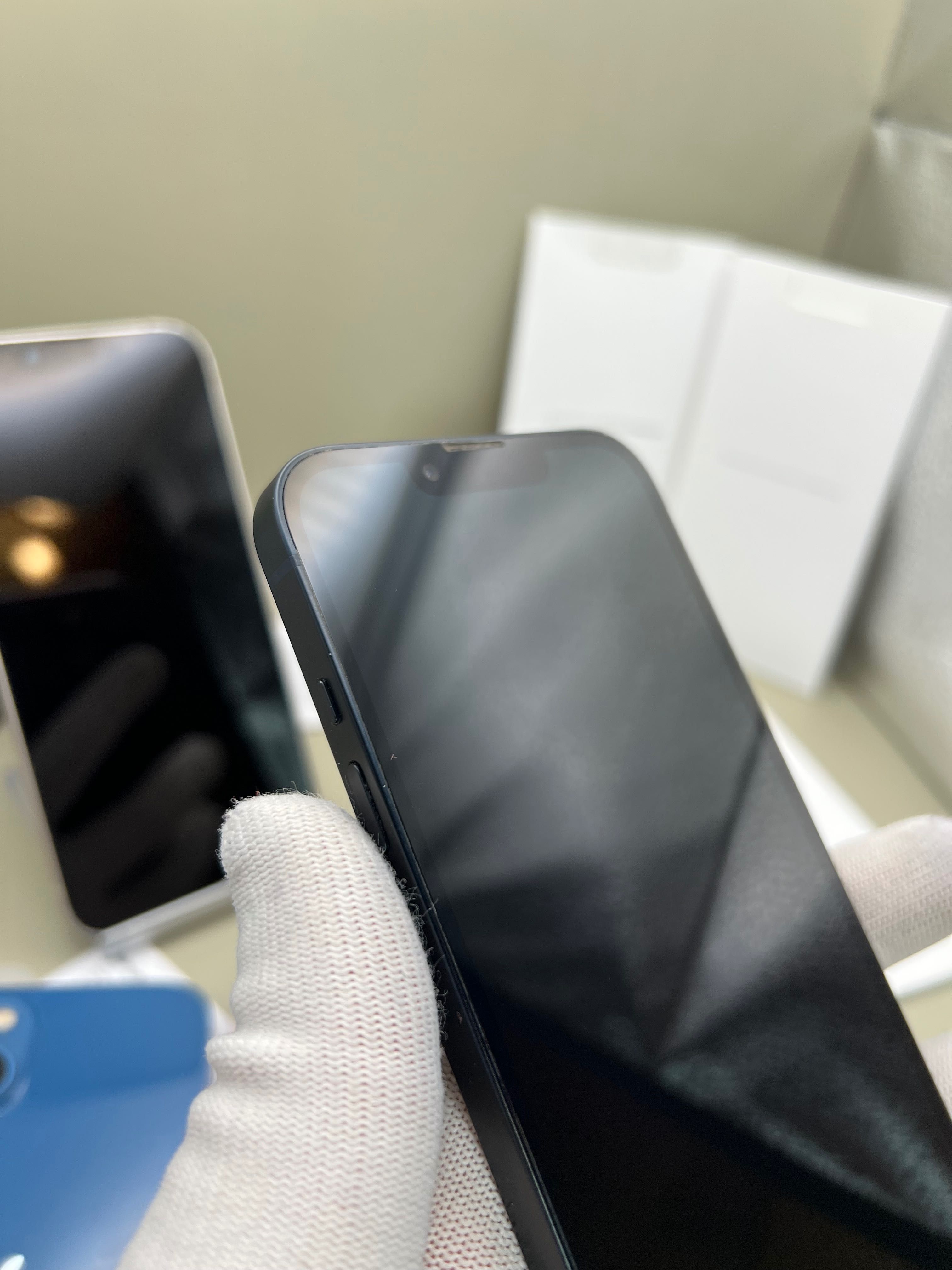 iPhone 13, 100% батерия, iCloud locked, ЗА ЧАСТИ, различни варианти!