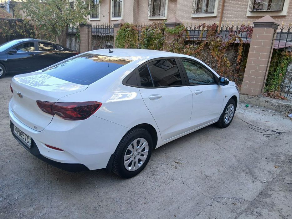 Onix  mexanika full xolati alo