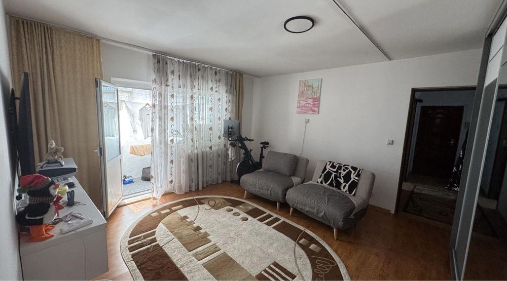 Apartament 2 camere de vanzare