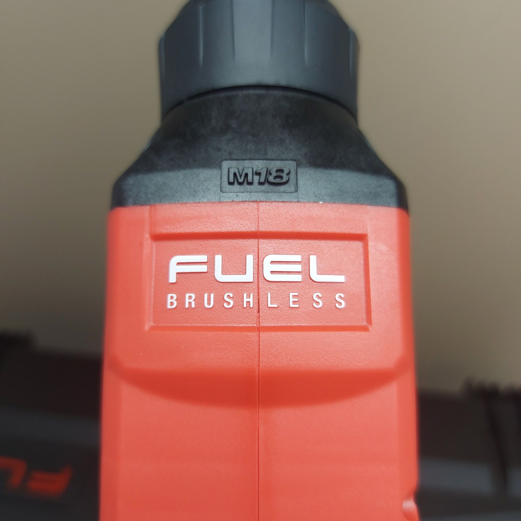 Акумулаторен винтоверт за гипсокартон Milwaukee FUEL M18 FSG-0X
