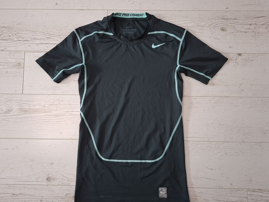 Nike Pro Combat-Ориг.тениска Нова!!!