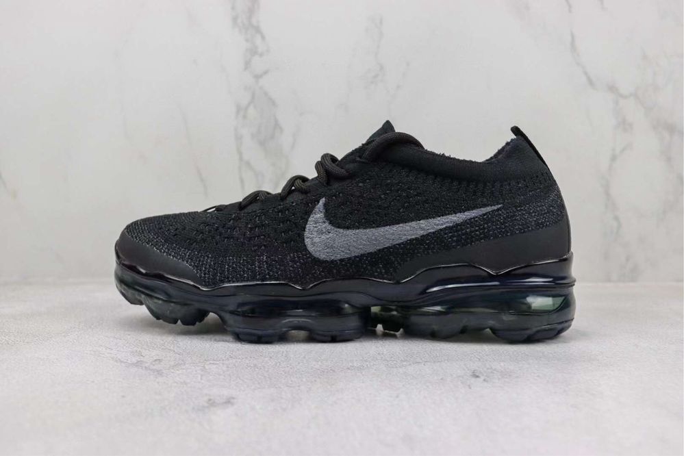 Мъжки маратонки Nike Air VaporMax 2023 Flyknit  black