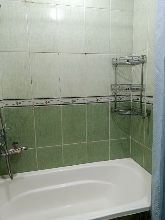 Продаётся своя 4/3/5 квартира