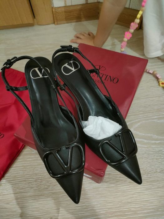 Продам басоножки новые 36 р