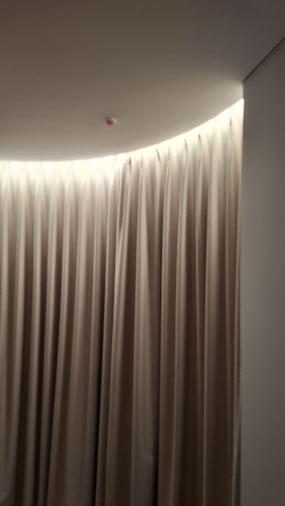 Perdele si dralerii pentru regim hotelier