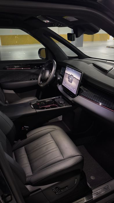 Срочно ZEEKR 009 FULL 2023