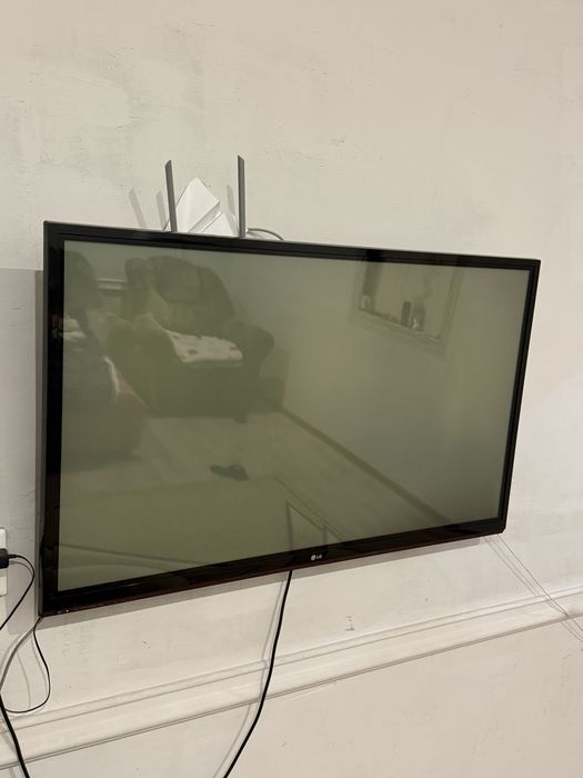 СРОЧНО продам телевизор