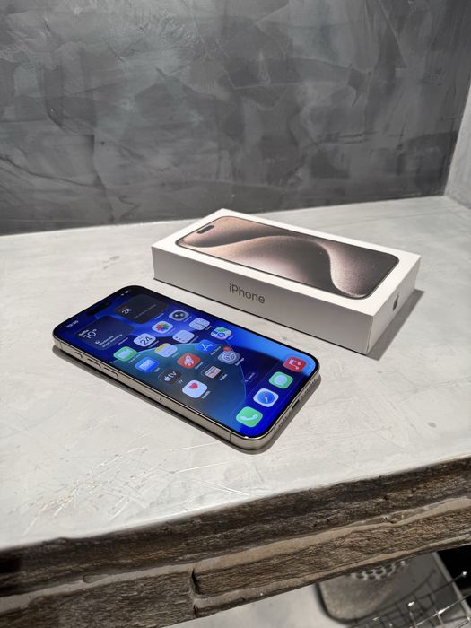 КАТО ЧИСТО НОВ Iphone 15 Pro Max 256 GB Natural