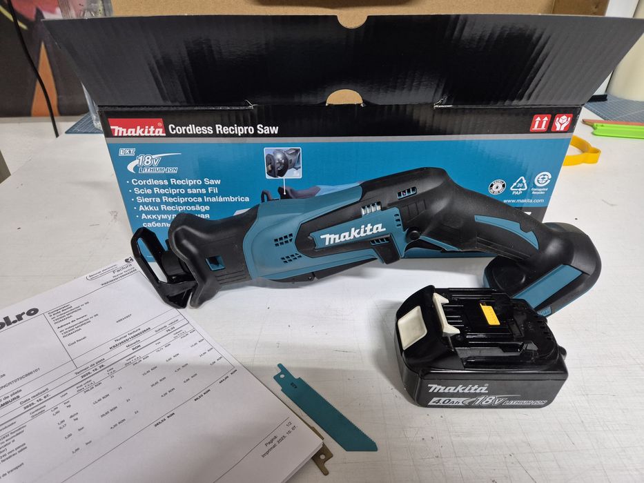 Fierastrau Makita cu acumulator 18 V