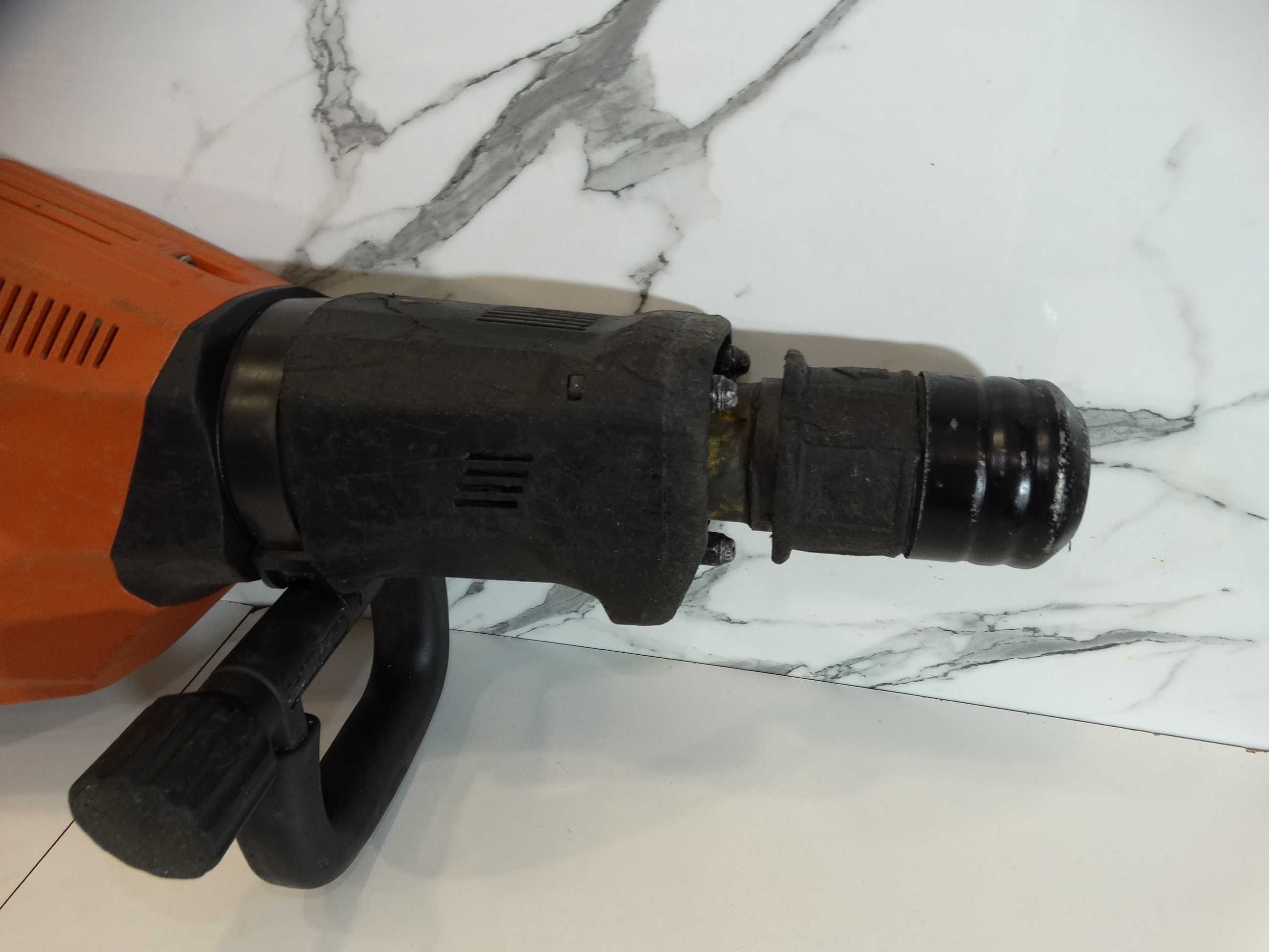 2022 - Hilti TE 1000 Hi - Drive - Къртач 26 J