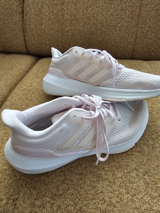 Маратонки Adidas
