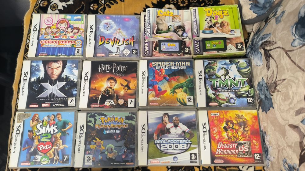 Nintendo Ds Lite+Husă+Încărcător+10 jocuri ds+2 jocuri gba